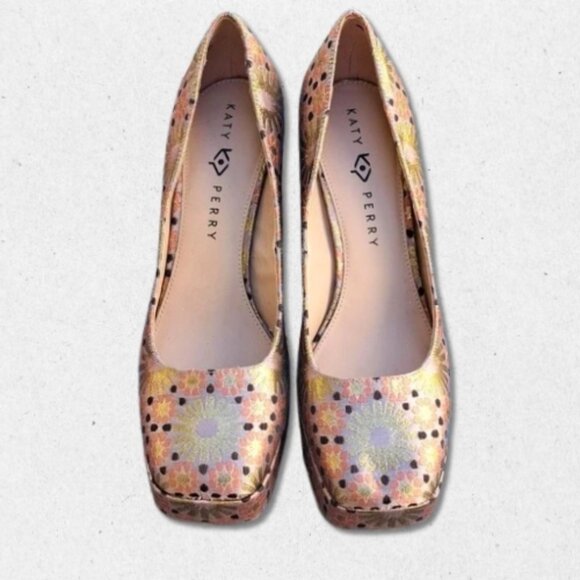 Katy Perry Collections Shoes - Katy Perry The Uplift Platform Shoe Block Heel Metallic Floral Gold/Black W 9.5